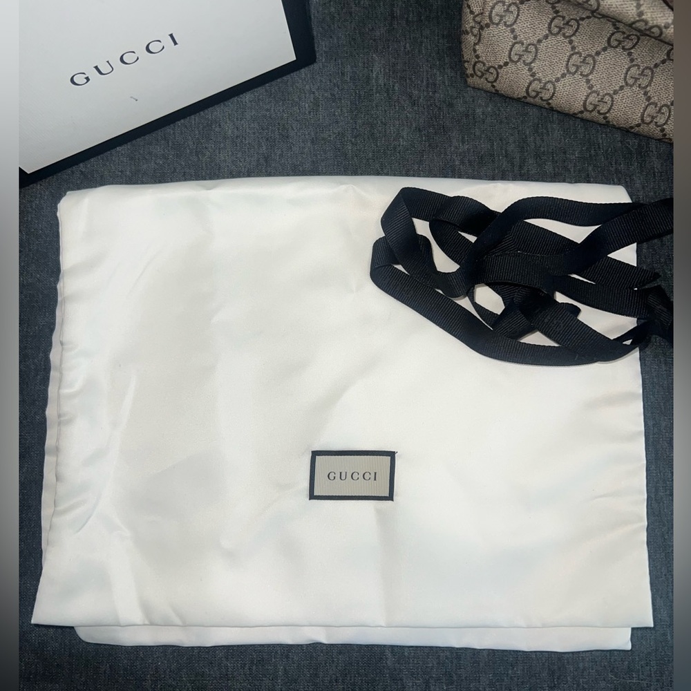 SOLD ‼️ Gucci Ophidia GG Coated Canvas Cosmetic Pouch - Picture 12 of 14